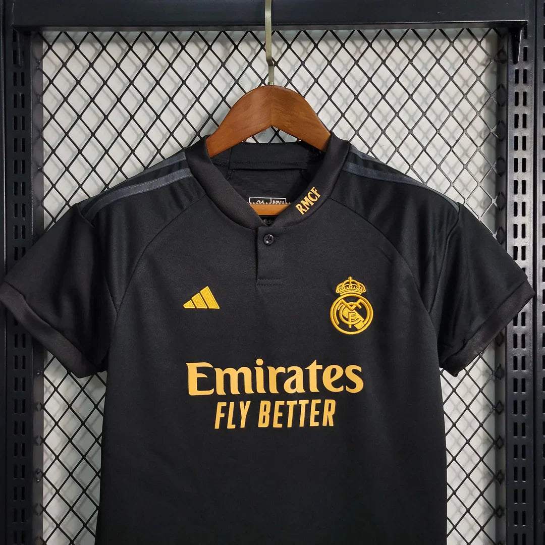 2023/2024 FC Real Madrid away Set Kids Size : Thaï Quality - Pro Soccer Jersey