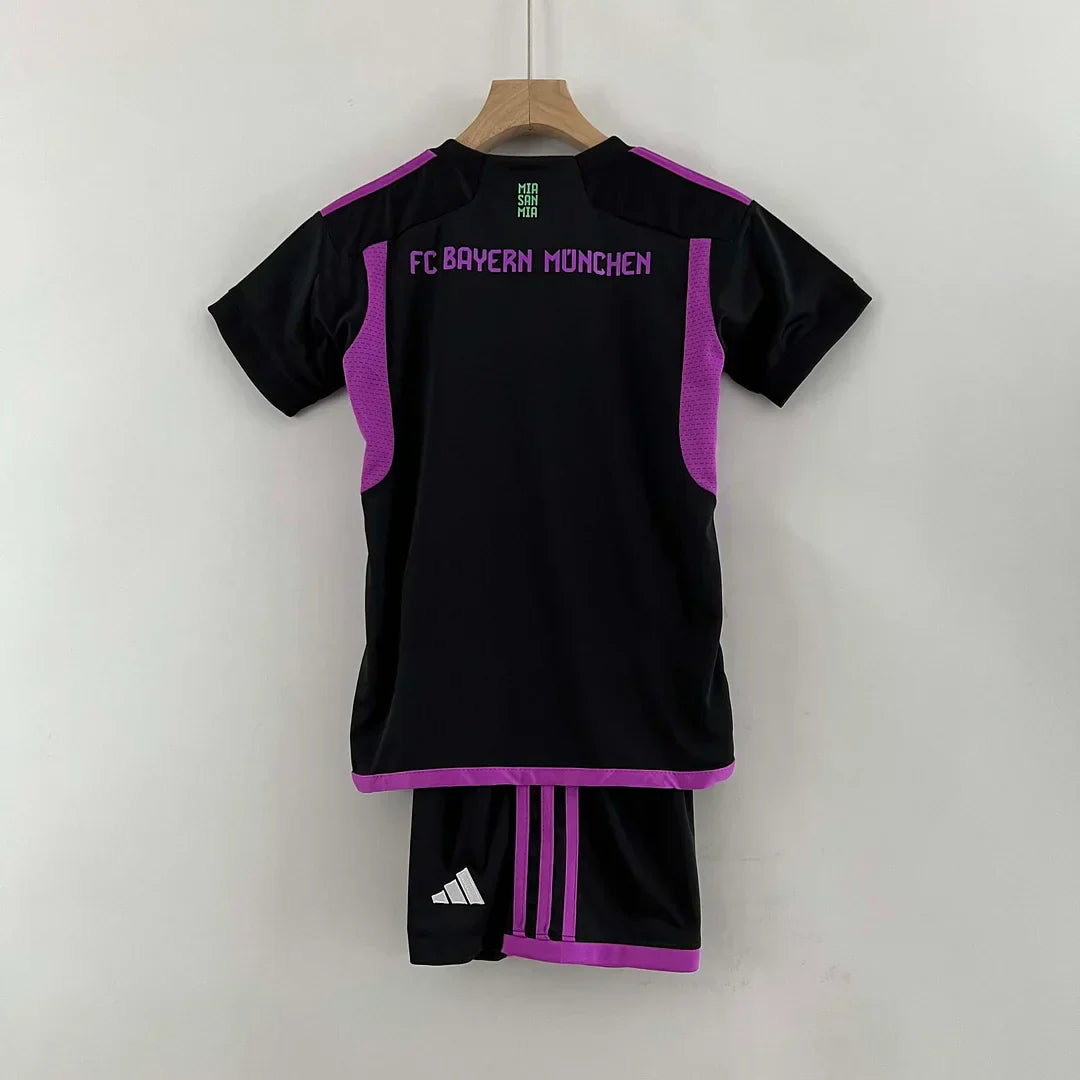 2023/204 FC Bayern Munich away Set Kids Size : Thaï Quality - Pro Soccer Jersey
