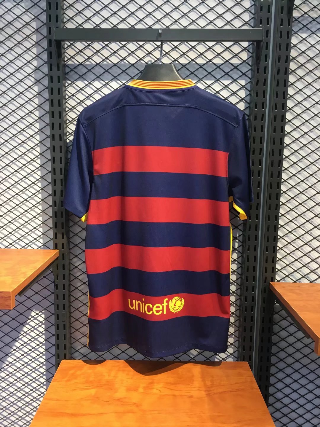 2015/2016 FC Barcelona Retro Home shirt : Thaï Quality - Pro Soccer Jersey