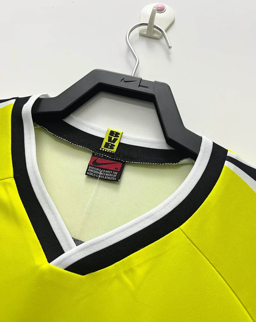 1996/1997 BVB Dortmund Retro Home shirt : Thaï Quality - Pro Soccer Jersey