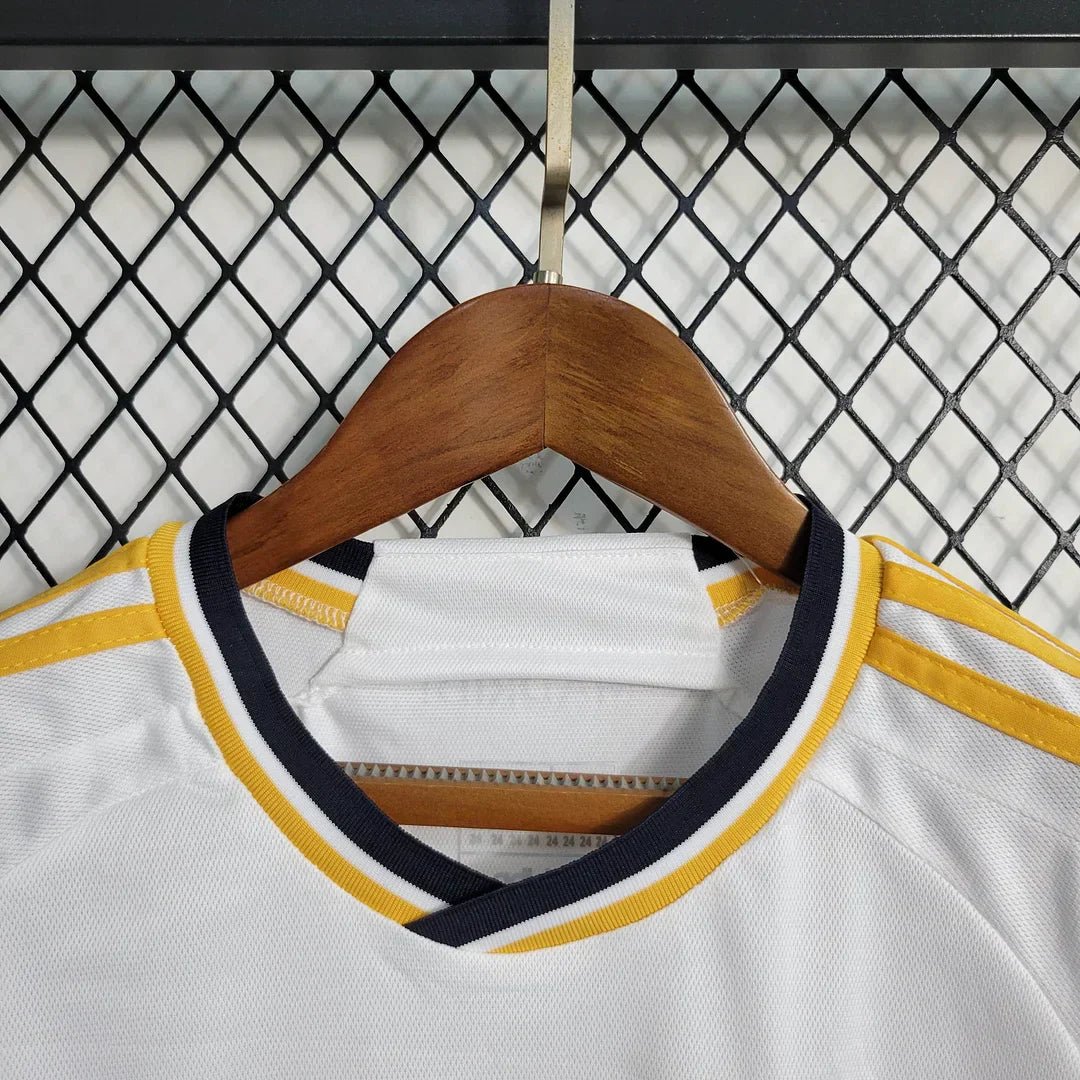 2023/2024 FC Real Madrid Home Set Kids Size : Thaï Quality - Pro Soccer Jersey