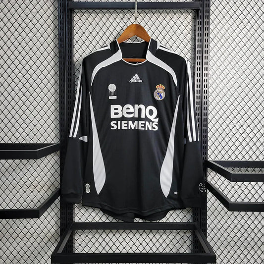 2006/2007 FC Real Madrid Retro away shirt Long Sleeves : Thaï Quality - Pro Soccer Jersey